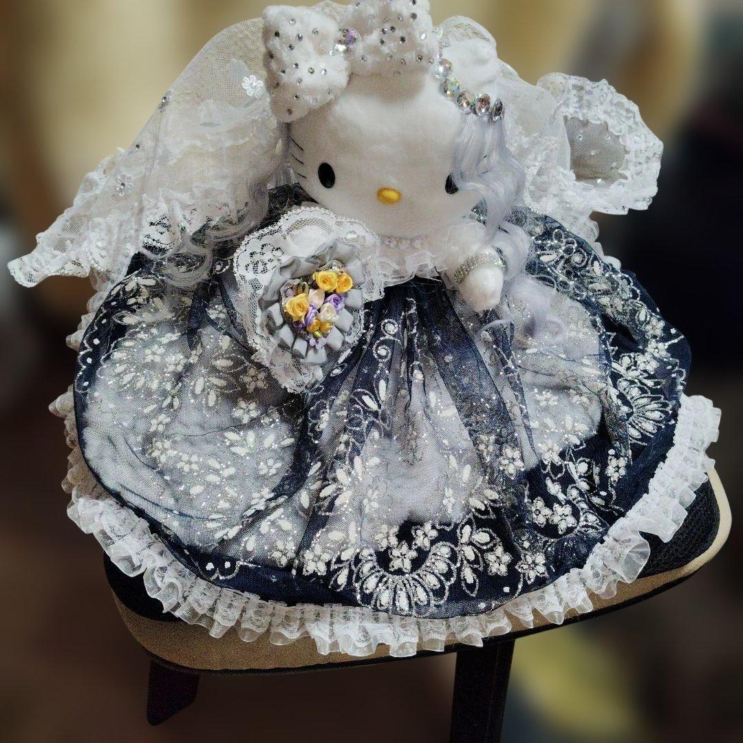 hello Kitty marriedハローキティ ドレスアップぬいぐるみ