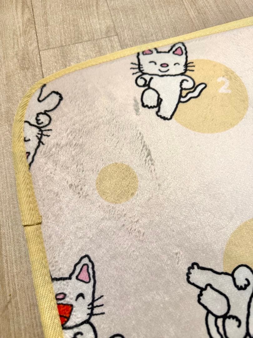 ノンタン ルームマット　マルチカバー クッション　セット　しまむら　アベイル