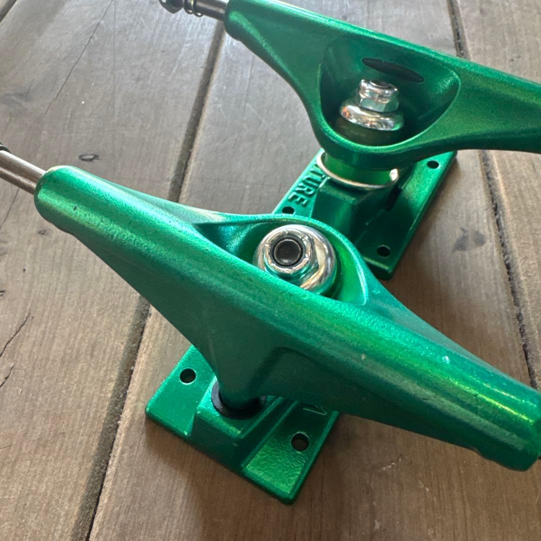 Venture ベンチャートラック ANODIZED GREEN 5.2HI