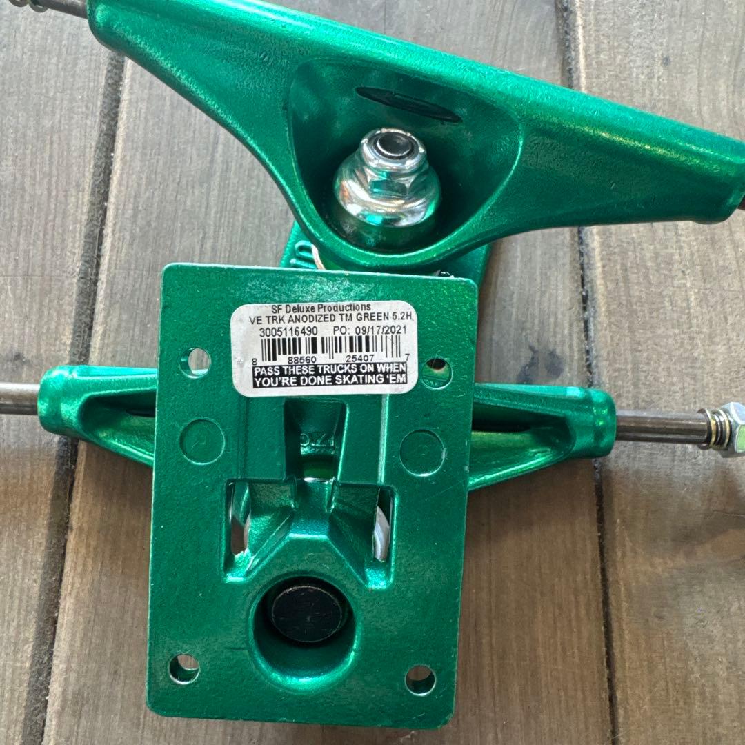 Venture ベンチャートラック ANODIZED GREEN 5.2HI
