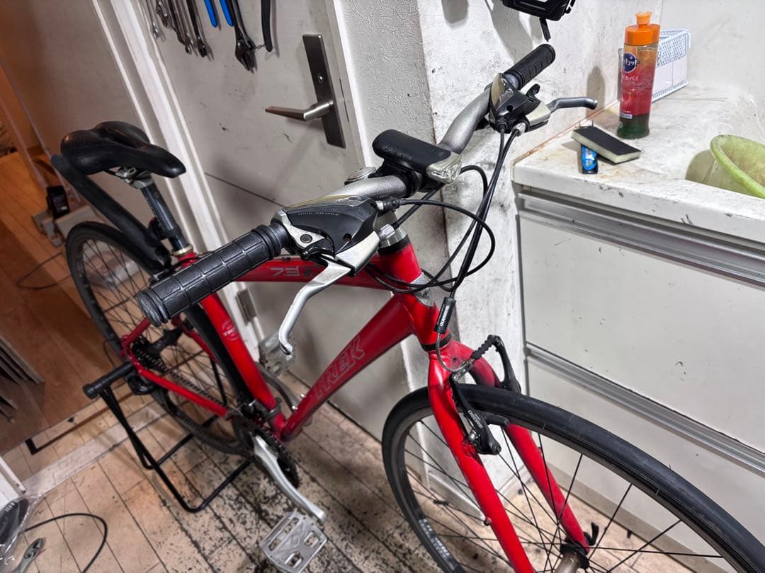 TREK 7.3 FX 赤 トレック　クロスバイク