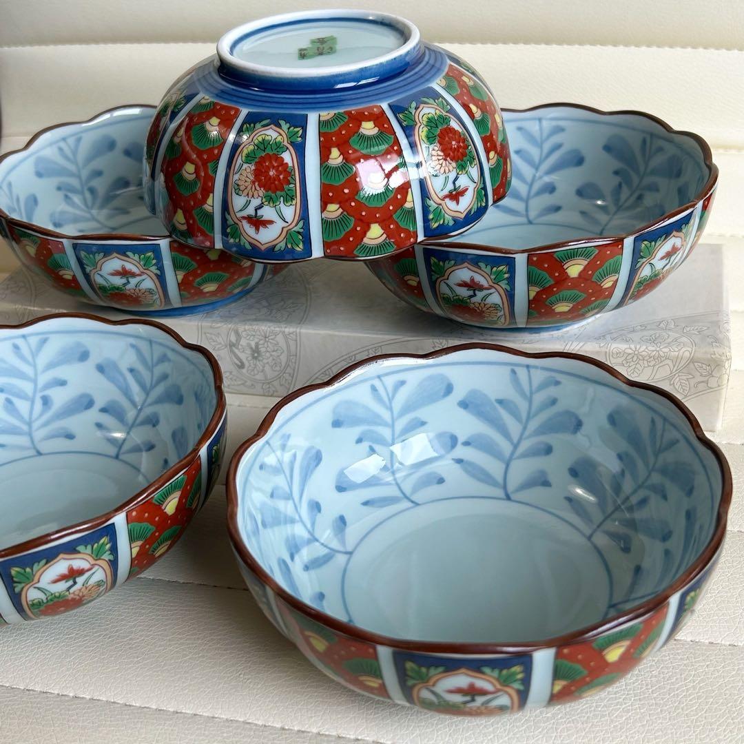 有田焼　清秀　菊割小鉢揃　５枚セット　輪花鉢　色絵　煮物鉢　中鉢　古伊万里　赤絵