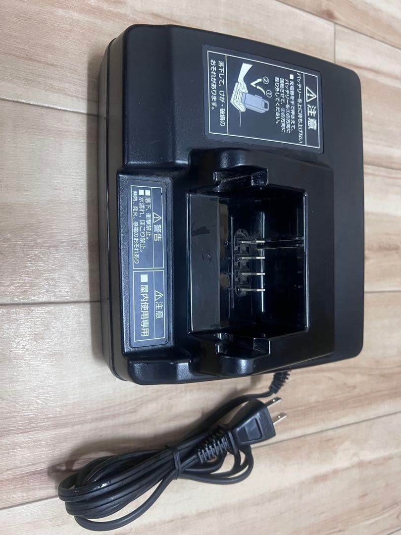 Panasonic NKJ092Z 充電器