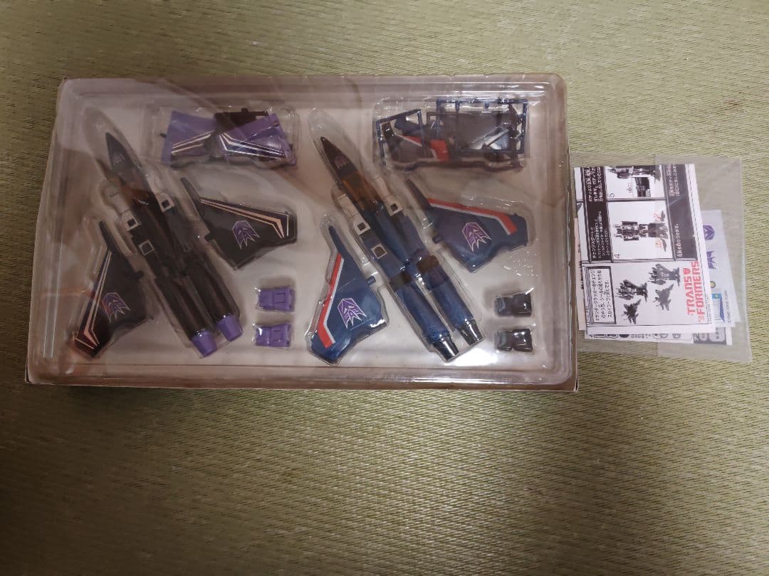 トランスフォーマー　アンコール11 スカイワープ & サンダークラッカー