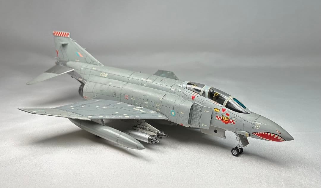 【完成品】フジミ 1/72 ブリティッシュ ファントム FGR.2 F-4