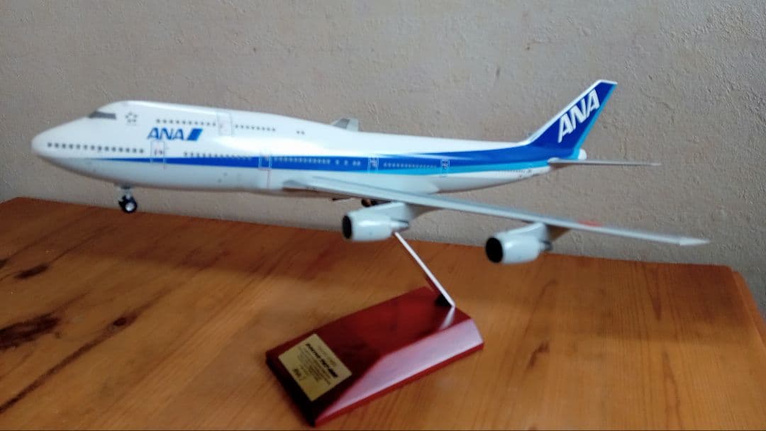 全日空商事 1/200 ANA 747-400 Thanks Jumbo