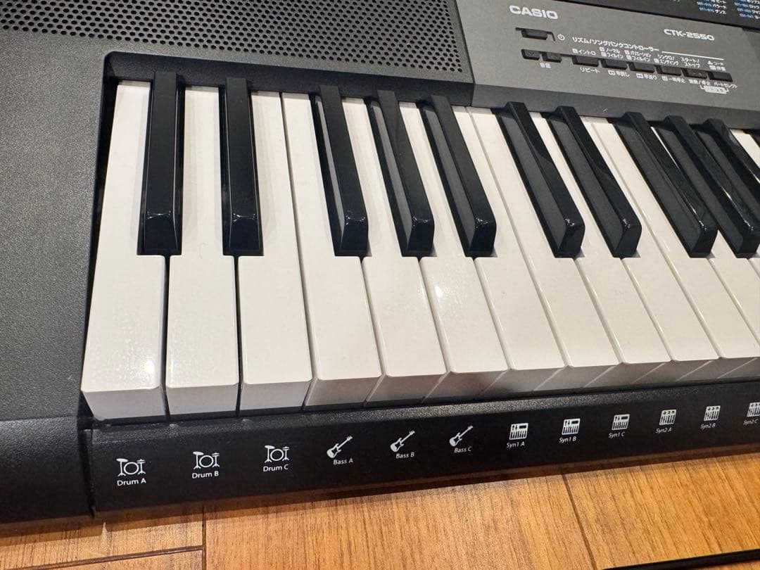 CASIO カシオ　キーボード　CTK-2550 スタンド付き　直接引き取りOK