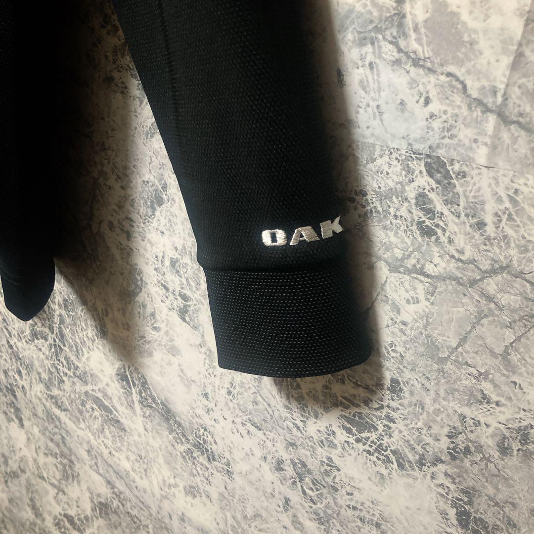 【美品】OAKLEY オークリー ゴルフウェア 長袖 刺繍デザイン 黒 即日発送