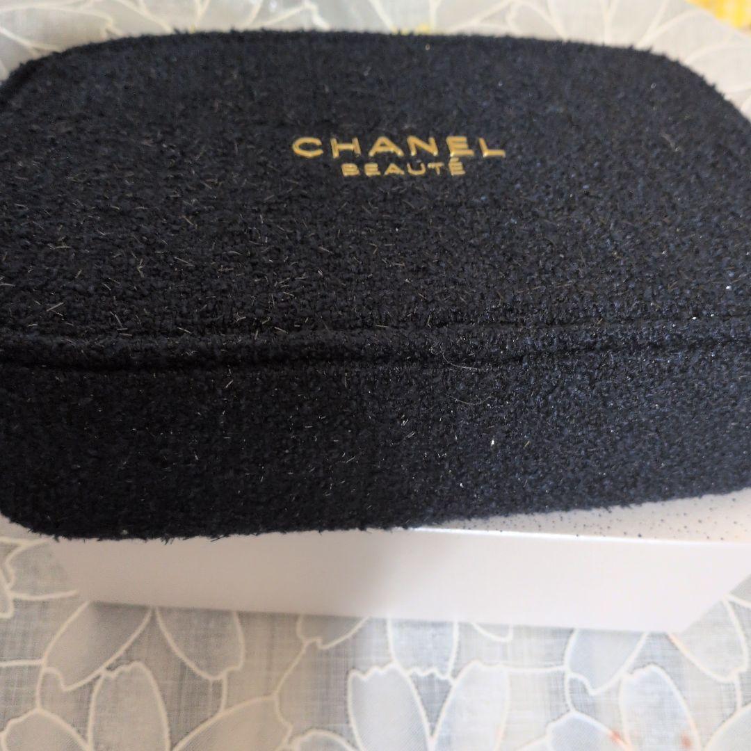 新品未使用　CHANELノベルティ　ポーチ　チャーム　ショッパー付