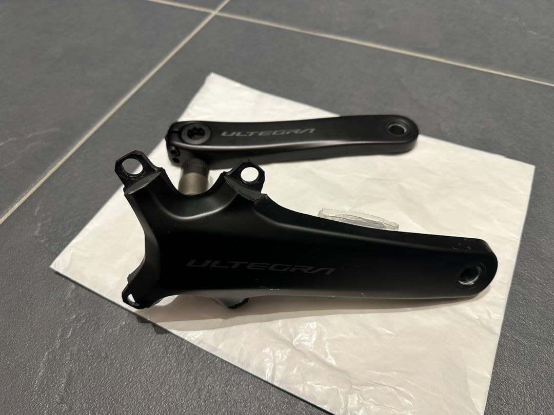 ULTEGRA FC-R8100 クランク　170mm