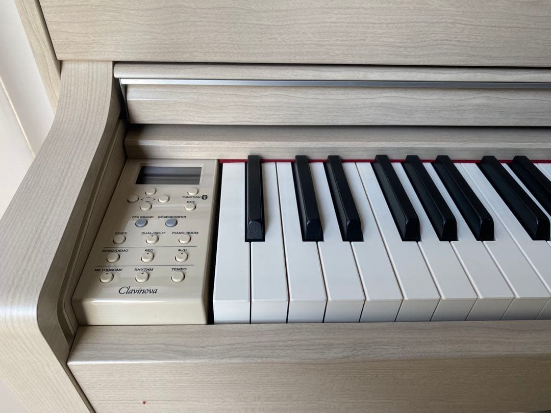 ヤマハ の木製鍵盤♪クラビノーバ！電子ピアノ CLP-645 / CLP645