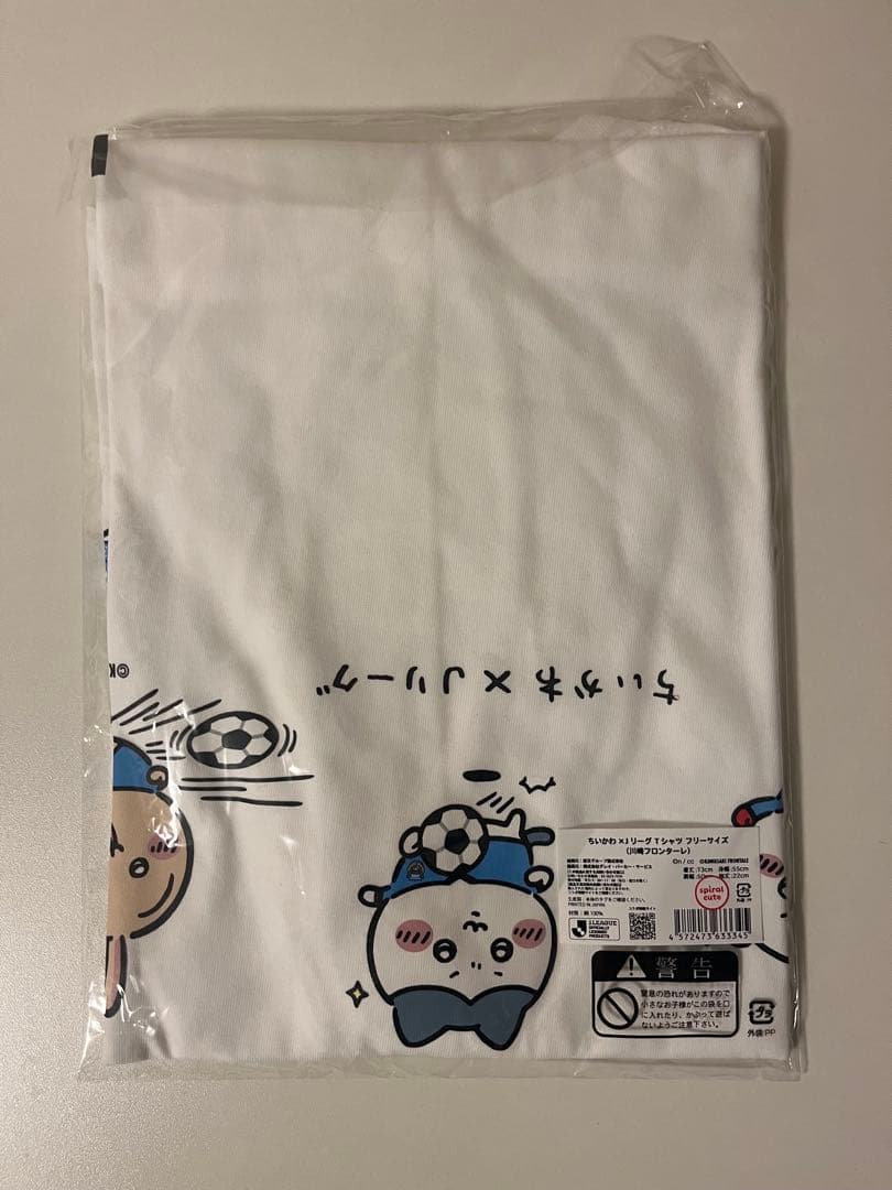 【新品・未使用】ちいかわ ×jリーグコラボ Tシャツ 川崎フロンターレ