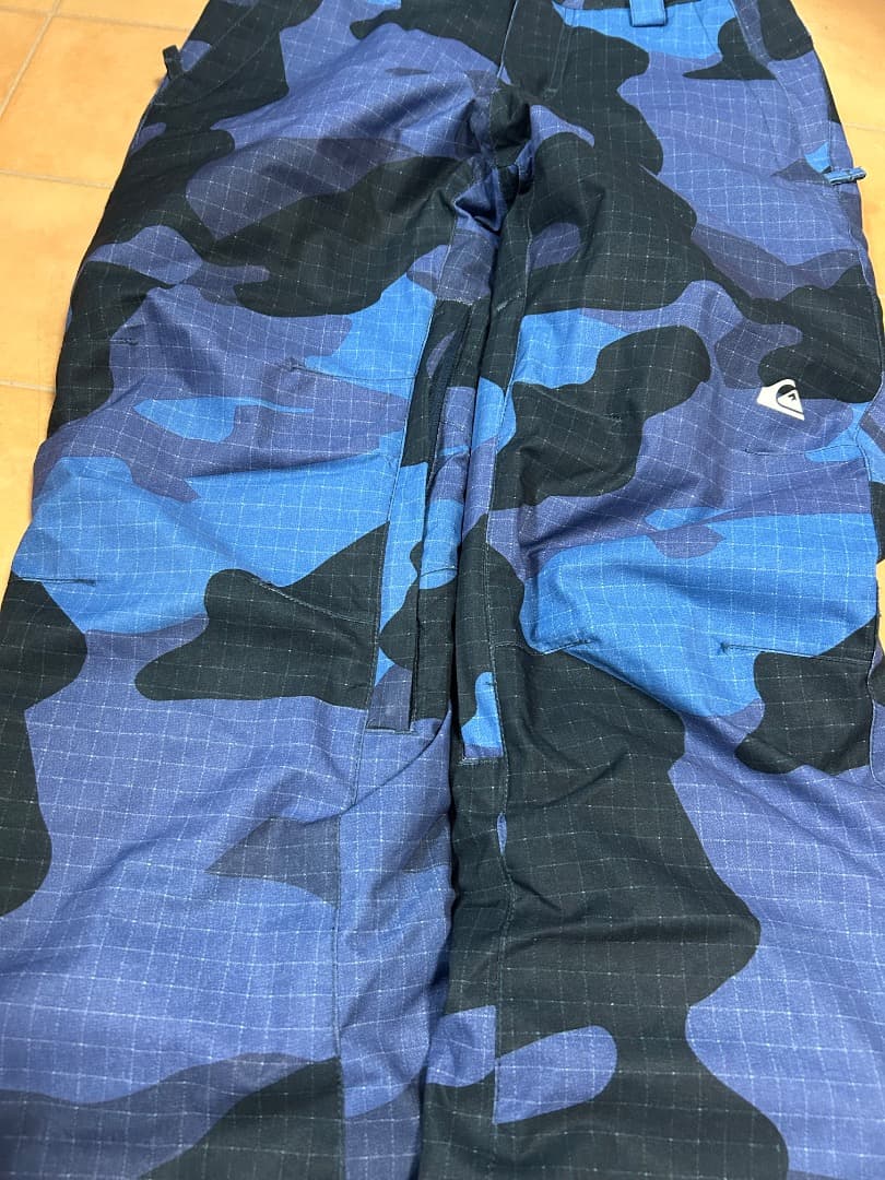 QUIKSILVER クイックシルバー　ウェア上下セット12/M スノボ　スキー