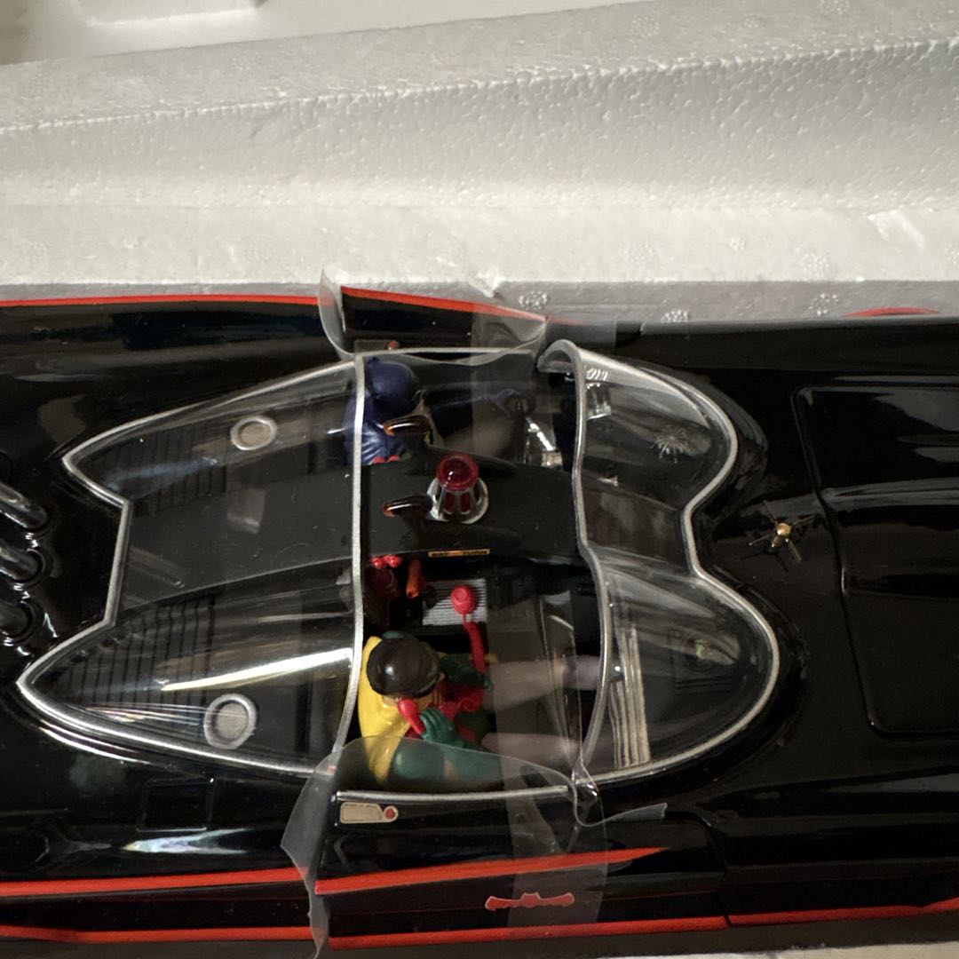 ミニカー MATTEL HOTWHEELS 1/18 BATMAN BATMOBILE