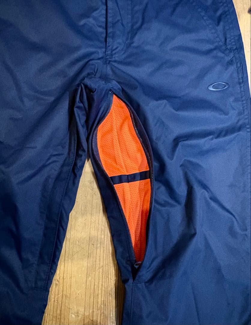 Oakley オークリー　ネイビー スキー　スノーボードパンツ　アウトドア