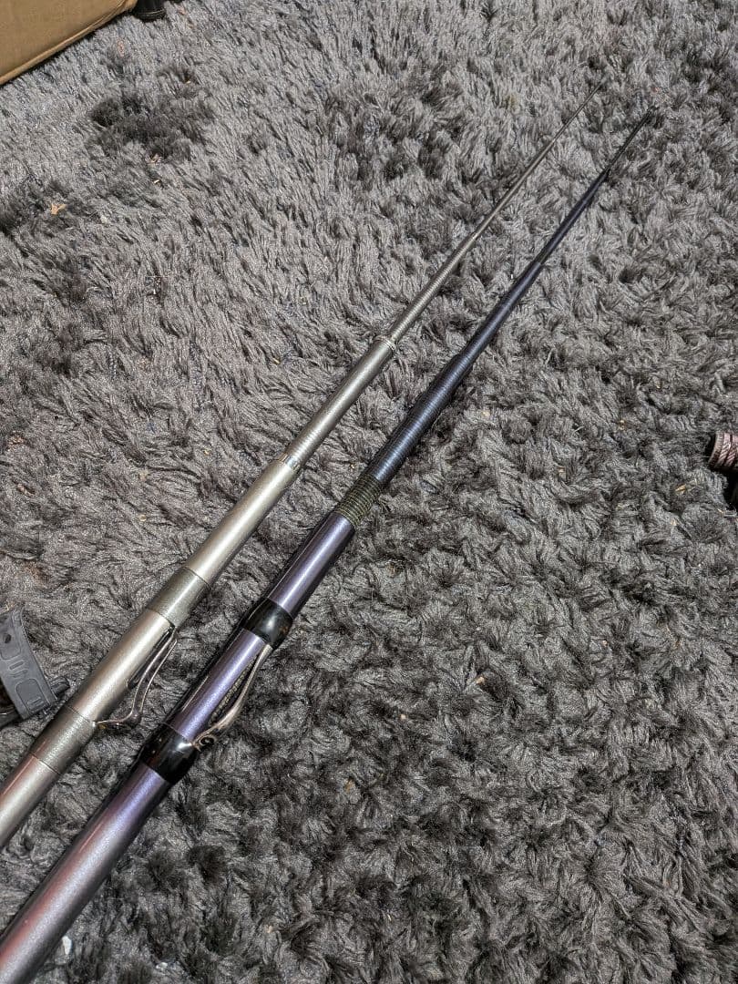ダイワエンブレムインターライン2号5.3m&シマノアペルト磯3号5.25m