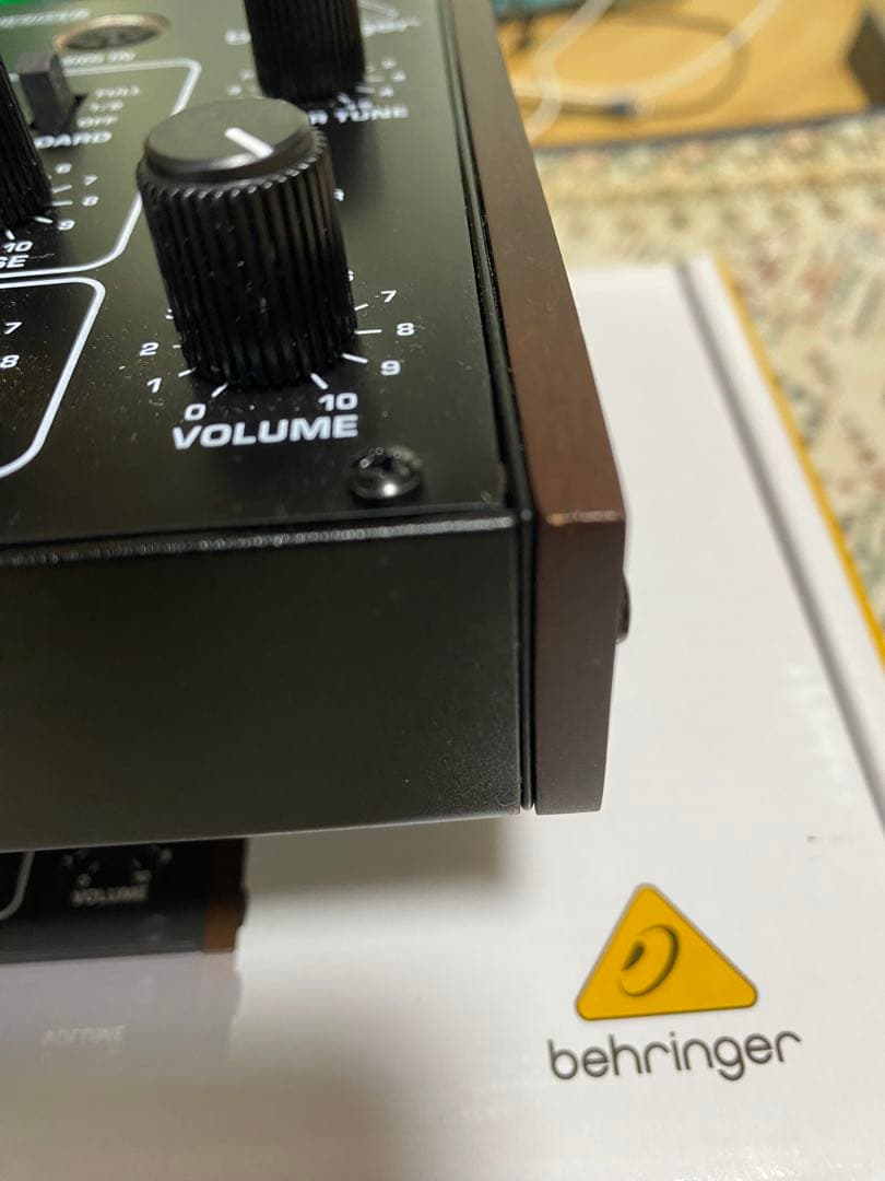 Behringer Pro-800 アナログシンセサイザー