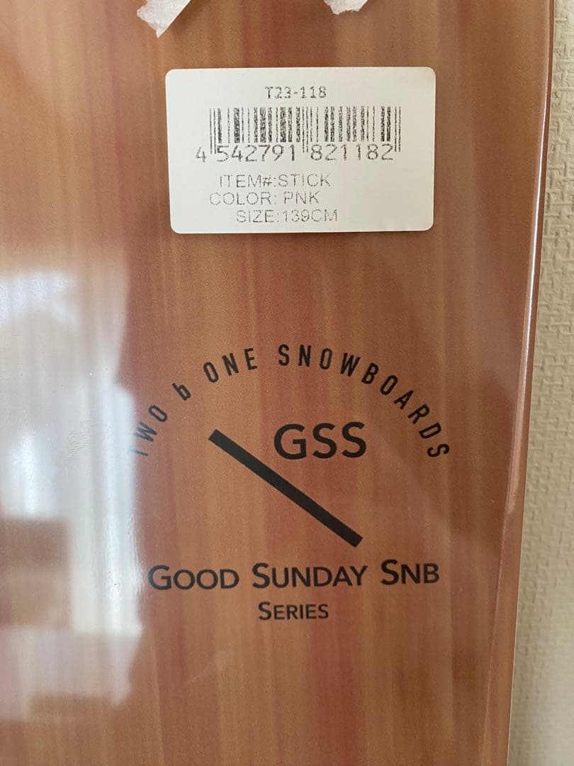 新品　two b one boards 139cm ピンク　レディース