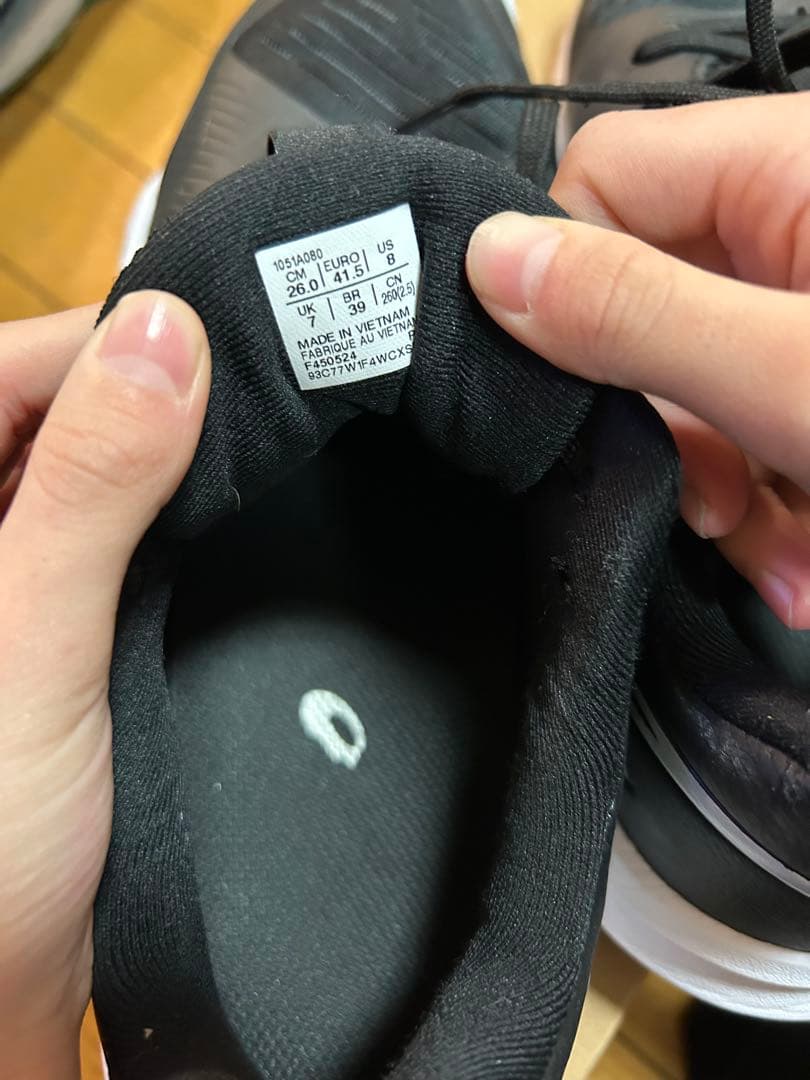 ASICS バレーボールシューズ ブラック/ホワイト 26.0cm
