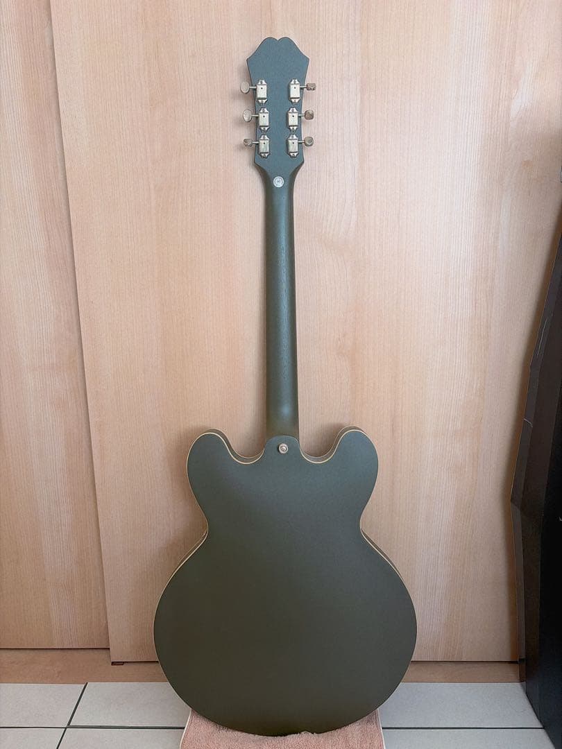 ギター Epiphone Casino Worn Olive Drab Gibson