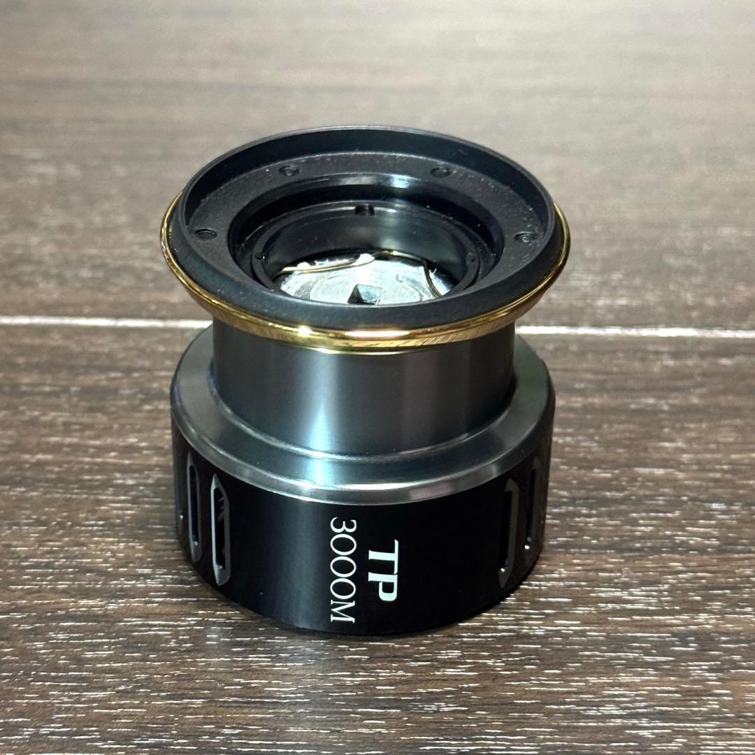 ほぼ新品 15ツインパワー 3000M スプール