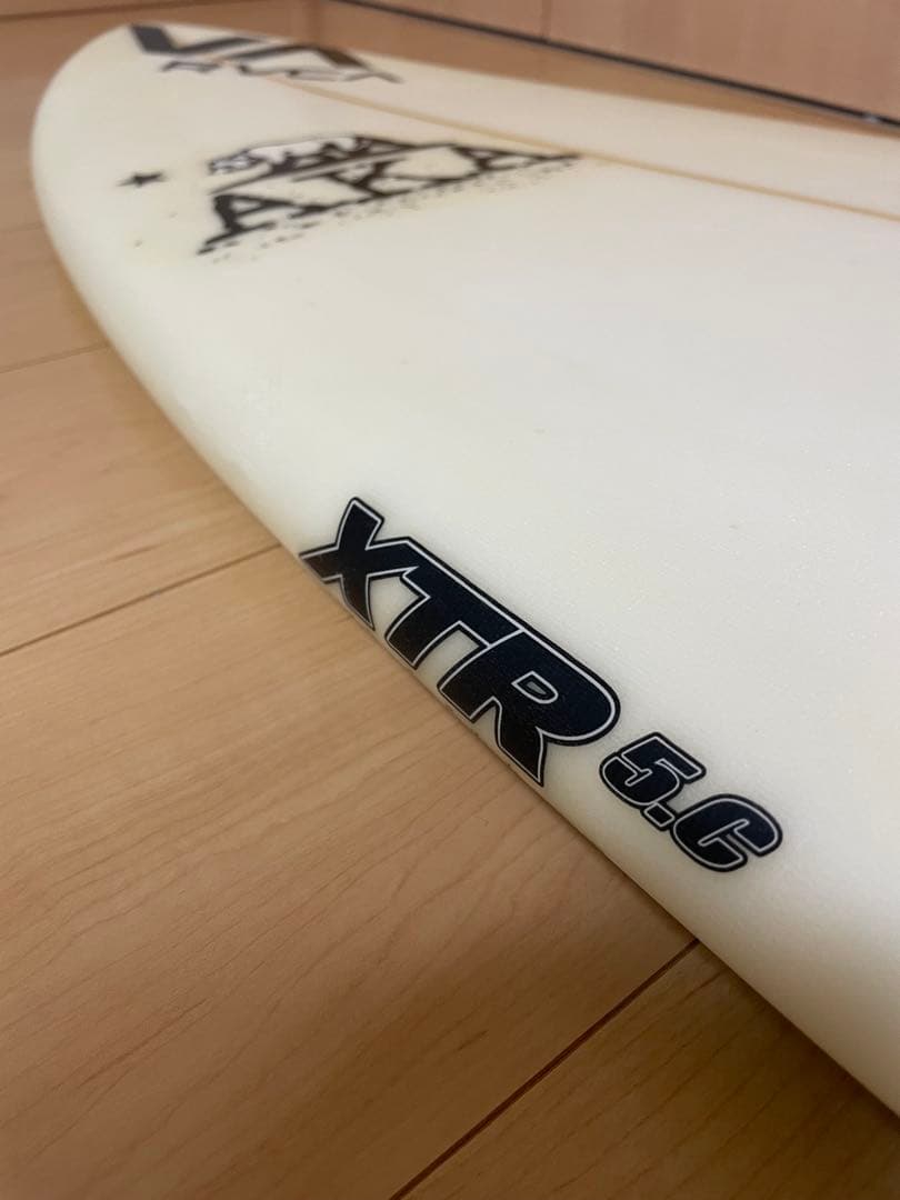 【美品】5’6” ラウンドノーズ　ショートボードXTR 小波用　サーフボード