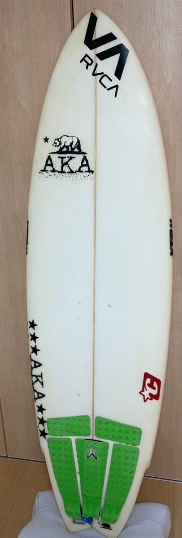 【美品】5’6” ラウンドノーズ　ショートボードXTR 小波用　サーフボード