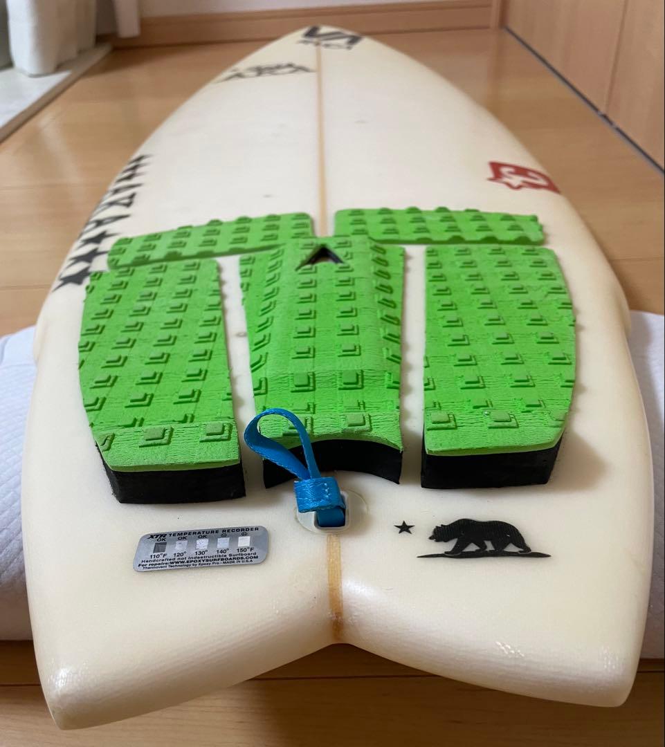 【美品】5’6” ラウンドノーズ　ショートボードXTR 小波用　サーフボード