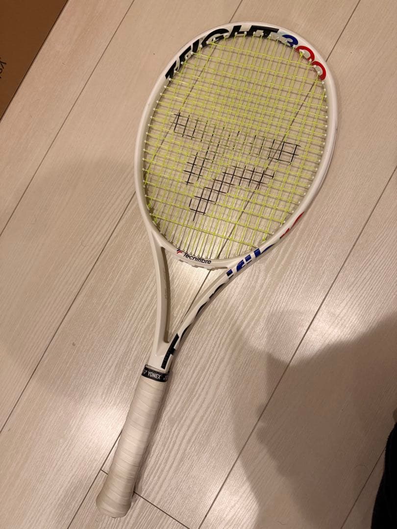 Tecnifibre Tfight 300 テニスラケット　G2
