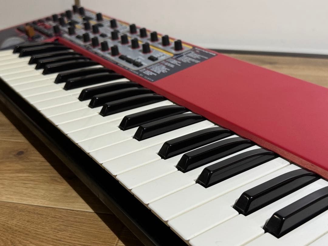 Clavia Nord Lead 2 バーチャル・アナログ・シンセサイザー