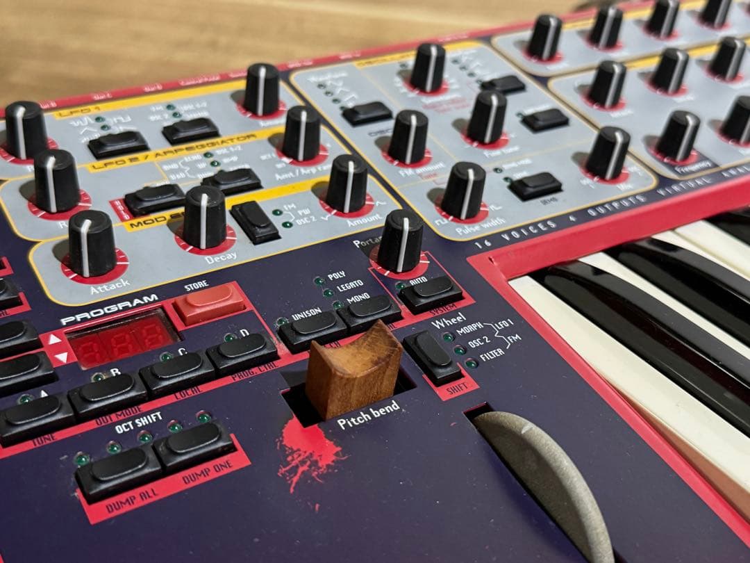 Clavia Nord Lead 2 バーチャル・アナログ・シンセサイザー