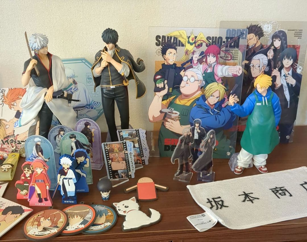 アニメグッズ　ハイキュー!!、銀魂などなど