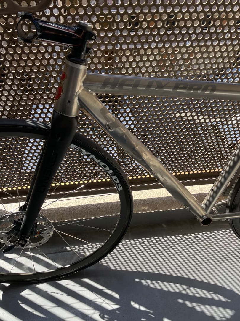 lynskey helix proチタン　ロードバイクフレーム　ディスクブレーキ