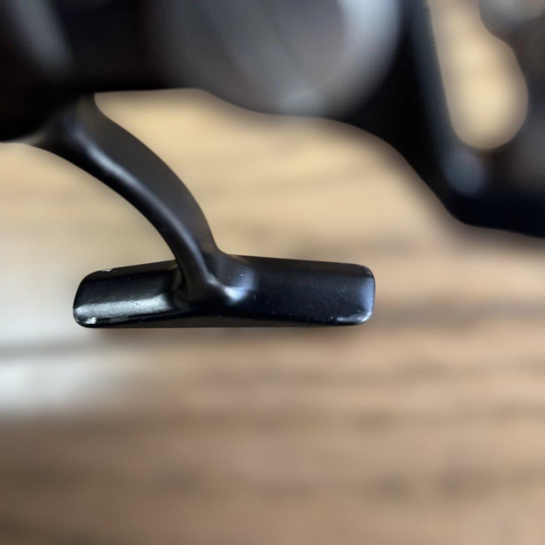 美品！Penn SS 4200 スピニングリール ブラック/ゴールド