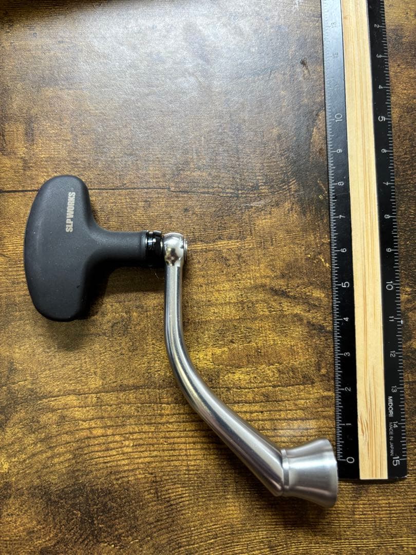 ダイワ　イグジスト　60mm 純正ハンドル