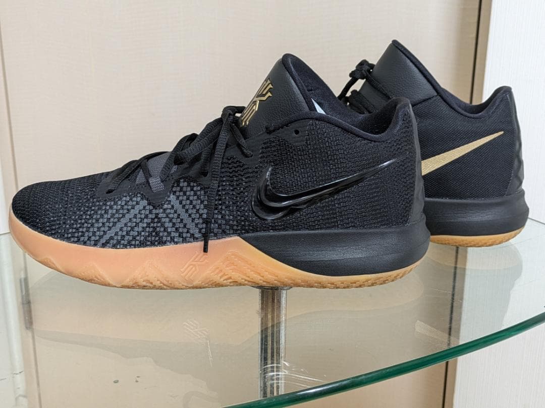 【明日まで】NIKE Kyrie Flytrap バッシュAA7071-009