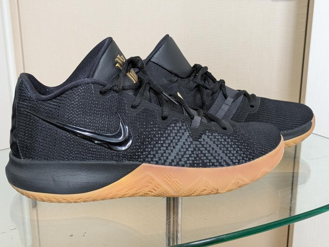 【明日まで】NIKE Kyrie Flytrap バッシュAA7071-009
