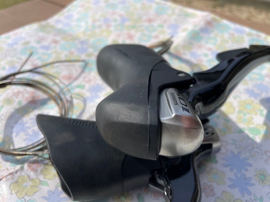 SHIMANO105ブレーキシフター