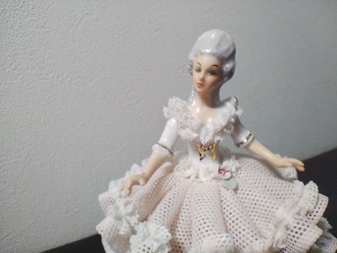 アイリッシュドレスデン レースドール 陶器　 アンティーク人形