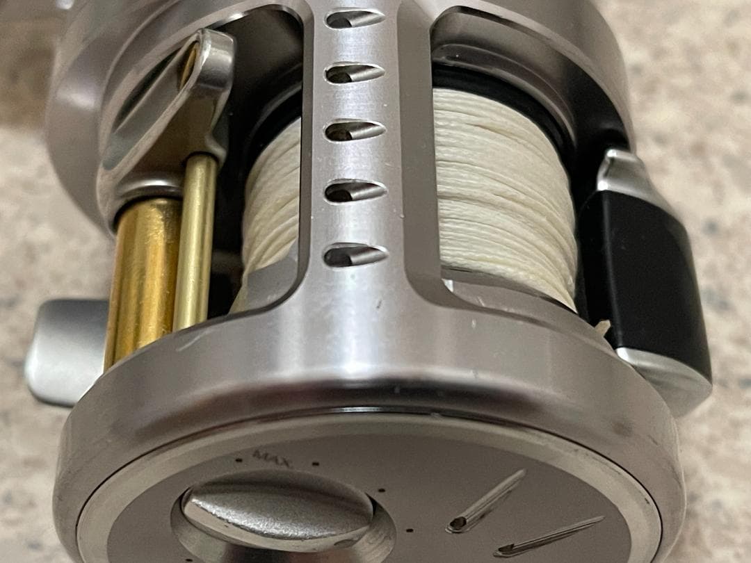 ✨美品✨ 10 CALCUTTA CONQUEST 100DC シマノ