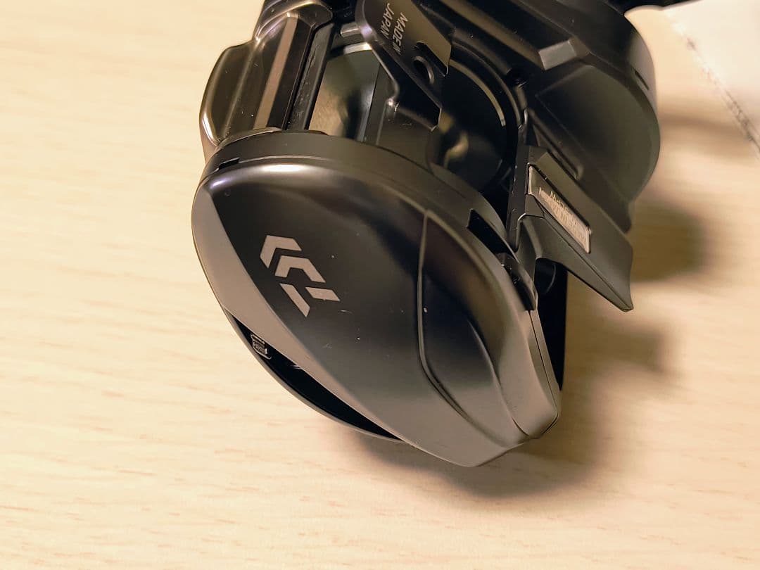 DAIWA STEZ A TW-SLPW ベイトリール　6.3 右ハンドル
