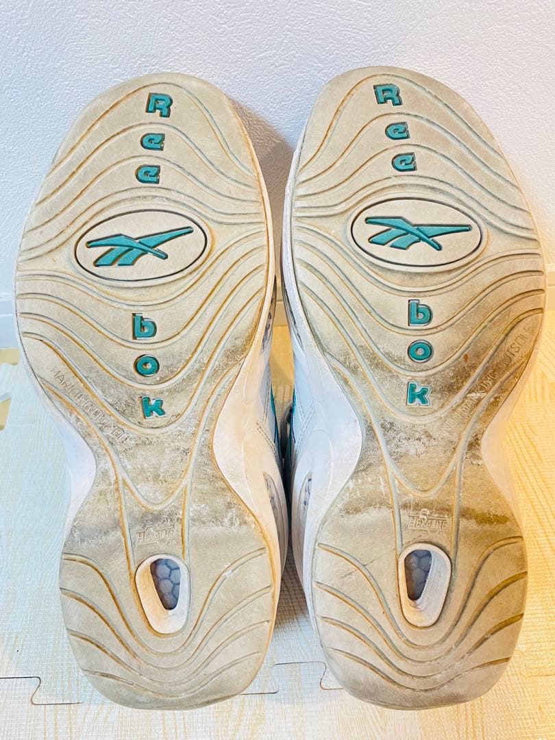 週末大幅値下げ　Reebok バスケットボールシューズQuestion1