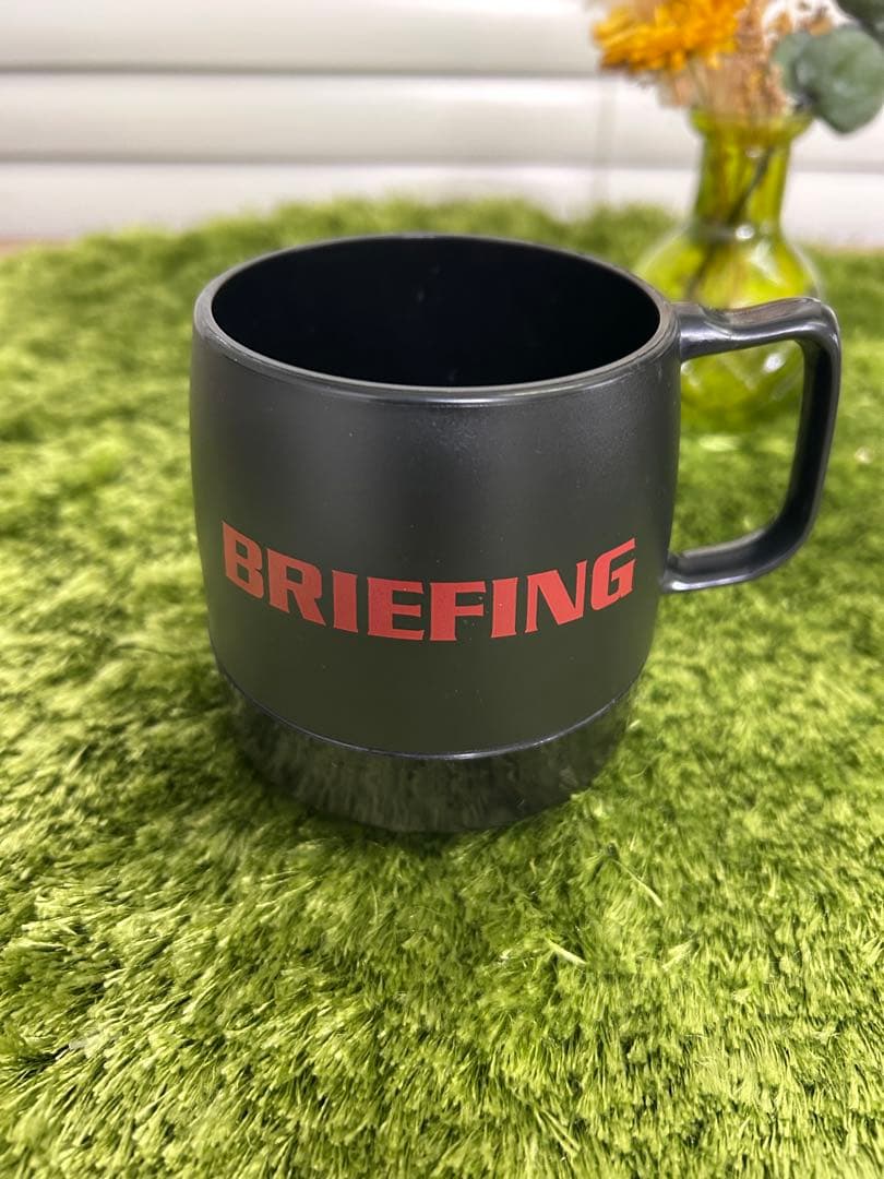 BRIEFING ノベルティセット コップ バッチ ケース バンダナ 充電