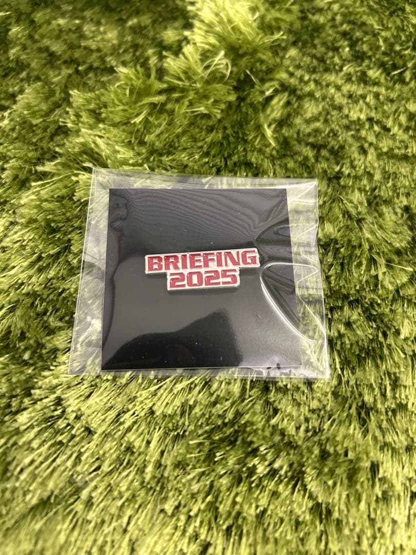 BRIEFING ノベルティセット コップ バッチ ケース バンダナ 充電