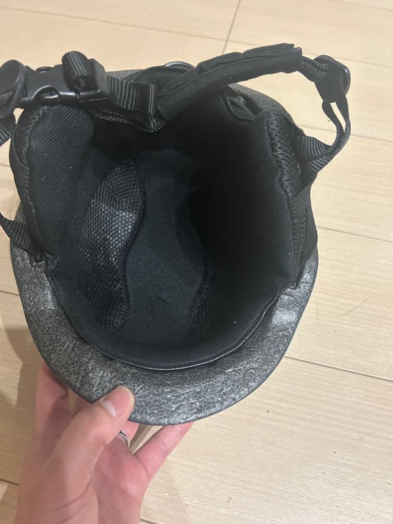 Salomon キッズ用ヘルメット
