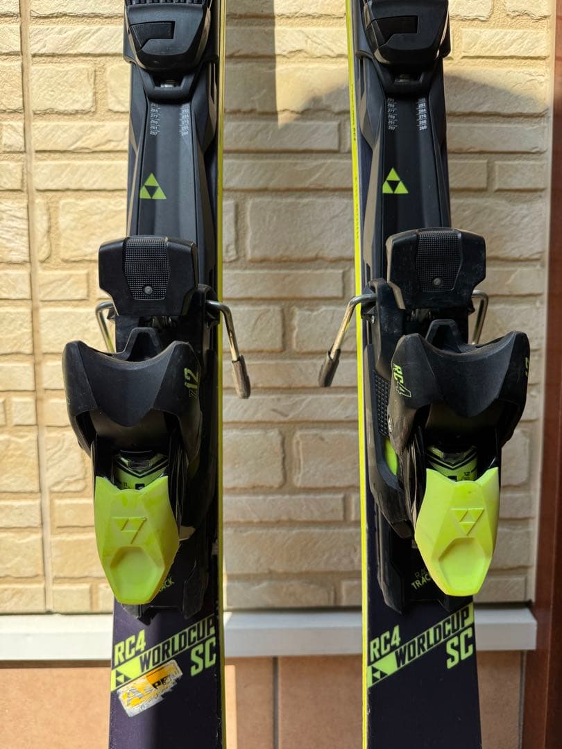 Fischer RC4 Worldcup SC 165cm スキー板