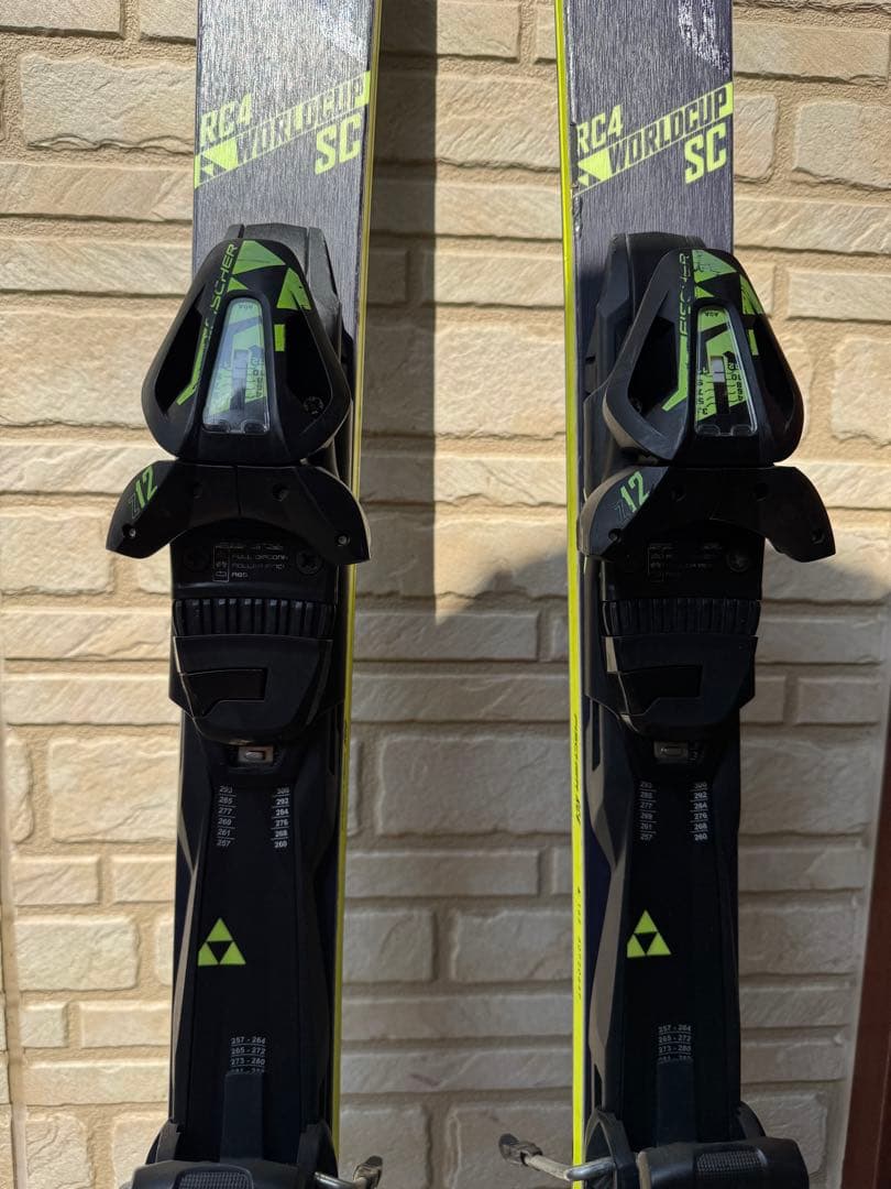 Fischer RC4 Worldcup SC 165cm スキー板