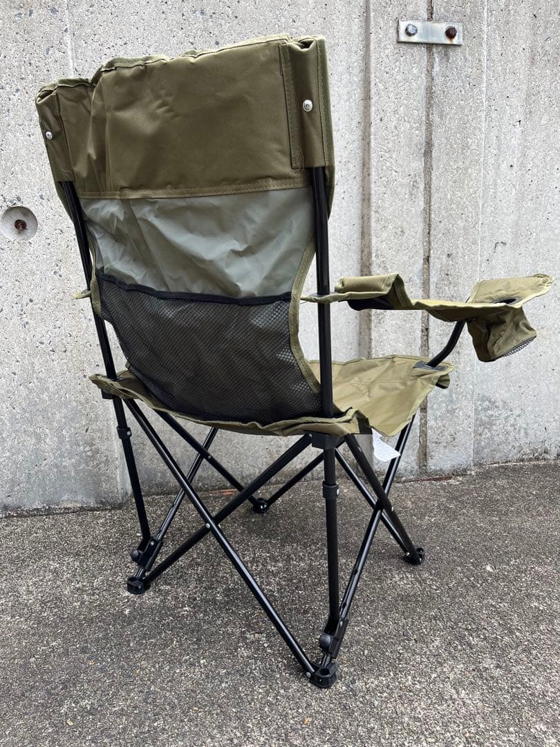【美品】リクライニングチェア　ドリンクホルダー　カーキ　オリーブ　キャンプ　椅子