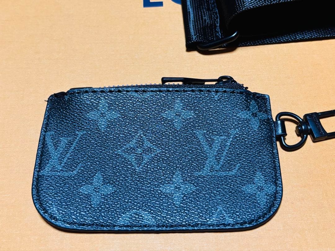 【ノベルティ】Louis Vuitton グレー モノグラム ミニバッグ