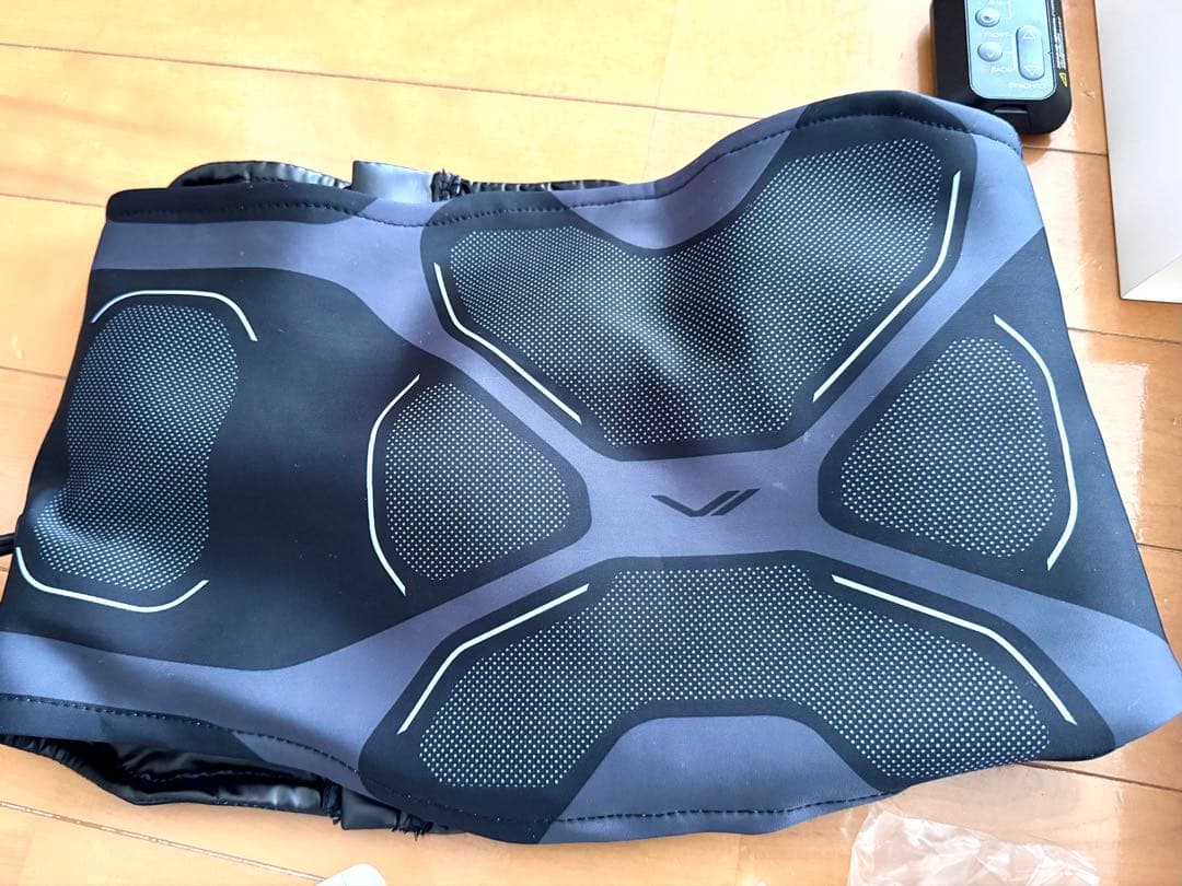 美品 シックスパッド コアベルト2 S Core Belt2 箱・MTG